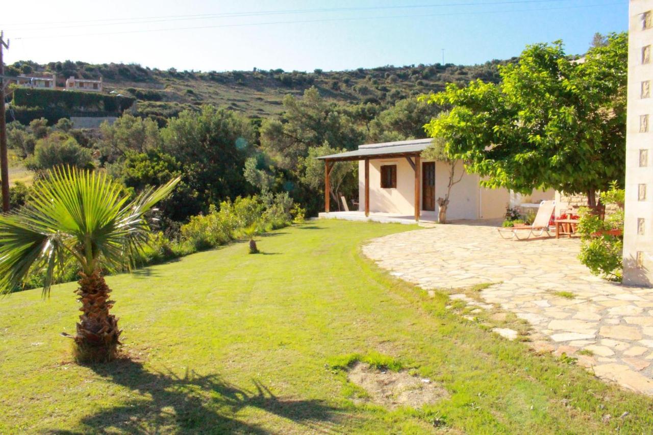 Villa Petra-Mare 8 Akoumia Esterno foto