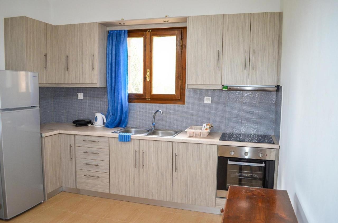 Villa Petra-Mare 8 Akoumia Esterno foto