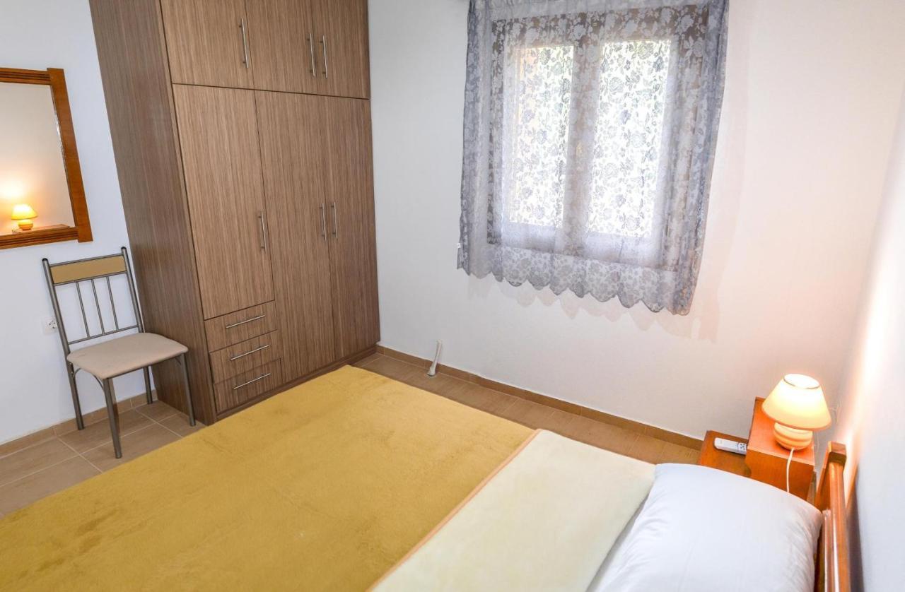 Villa Petra-Mare 8 Akoumia Esterno foto