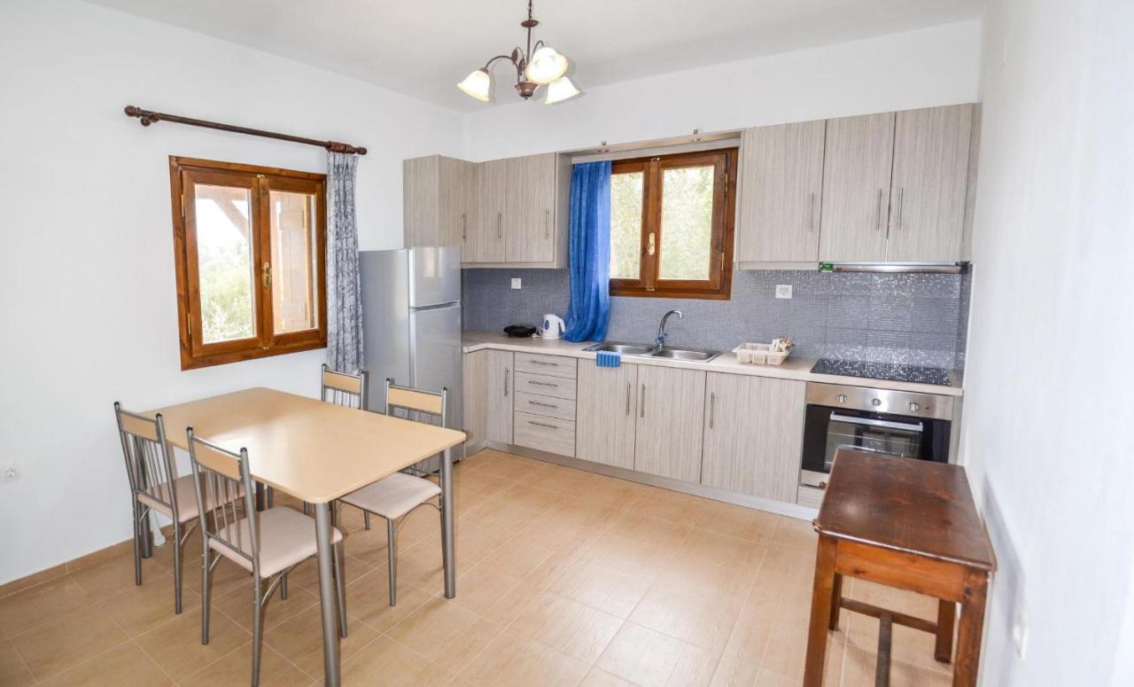Villa Petra-Mare 8 Akoumia Esterno foto