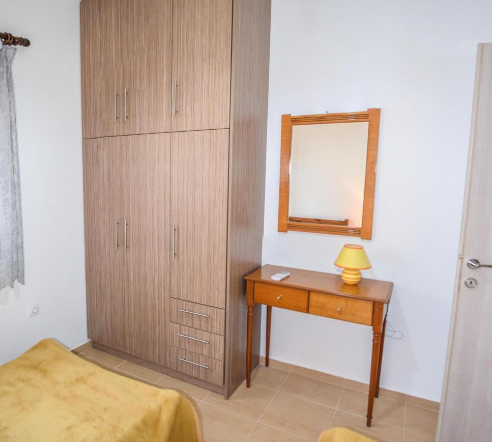 Villa Petra-Mare 8 Akoumia Esterno foto